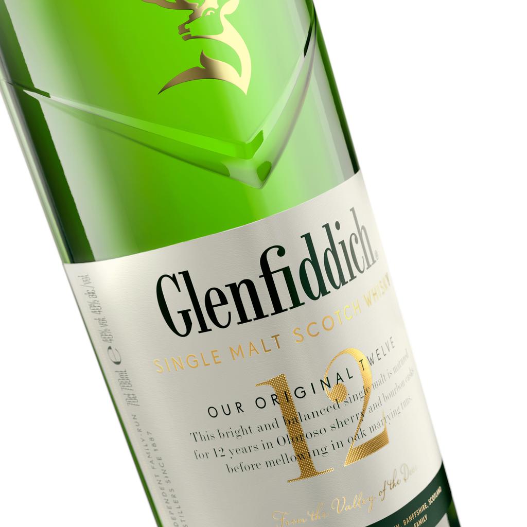 Glenfiddich Whisky Puro de Malta 12 Años 750 mL / 25.36 oz Whisky