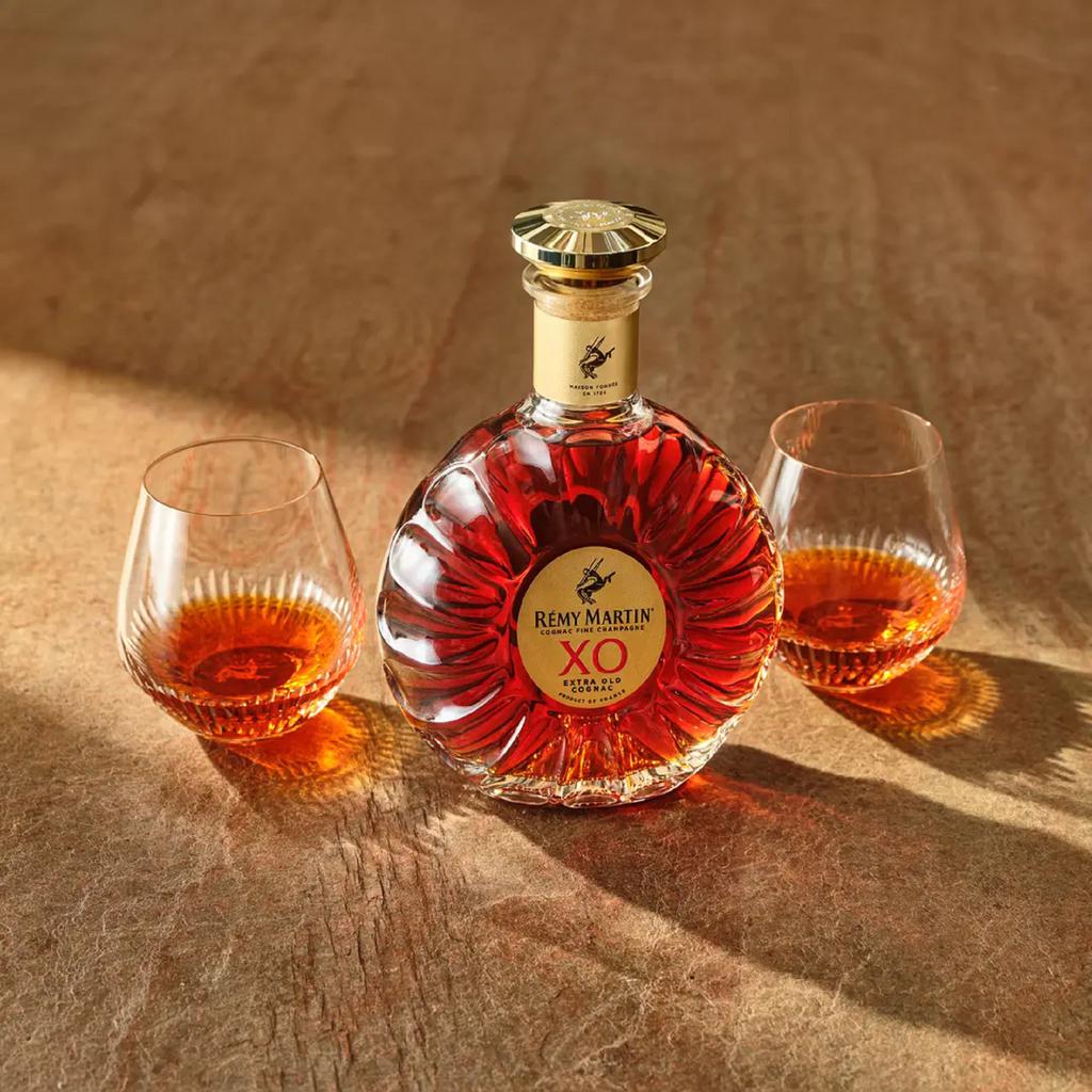 Rémy Martin XO Excellence Extra Añejo Cognac 700 mL / 23.67 oz
