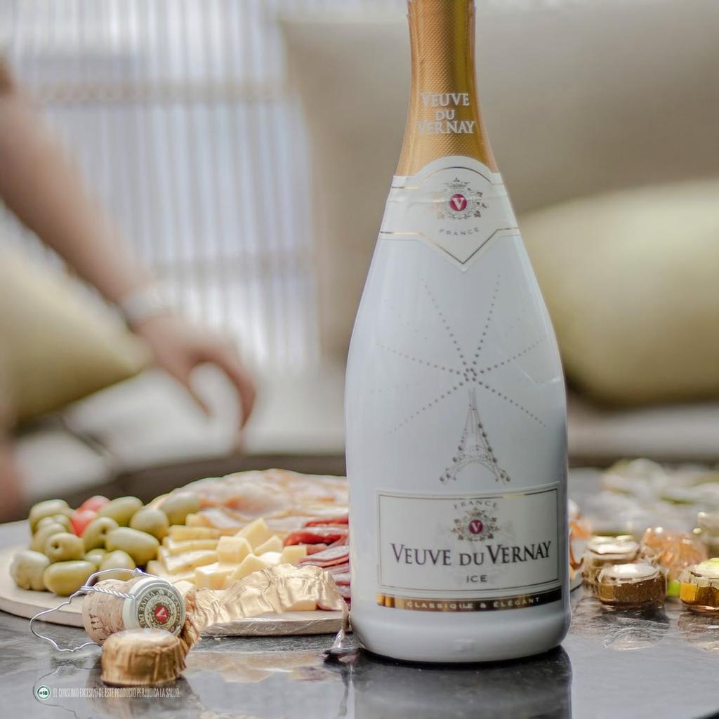 【IVV】アイヴィヴィマグノリアパールホワイト 27cm・18cm Italy Veuve Du Vernay Ice Blanc Sparkling Wine 750 mL Sparkling Wine