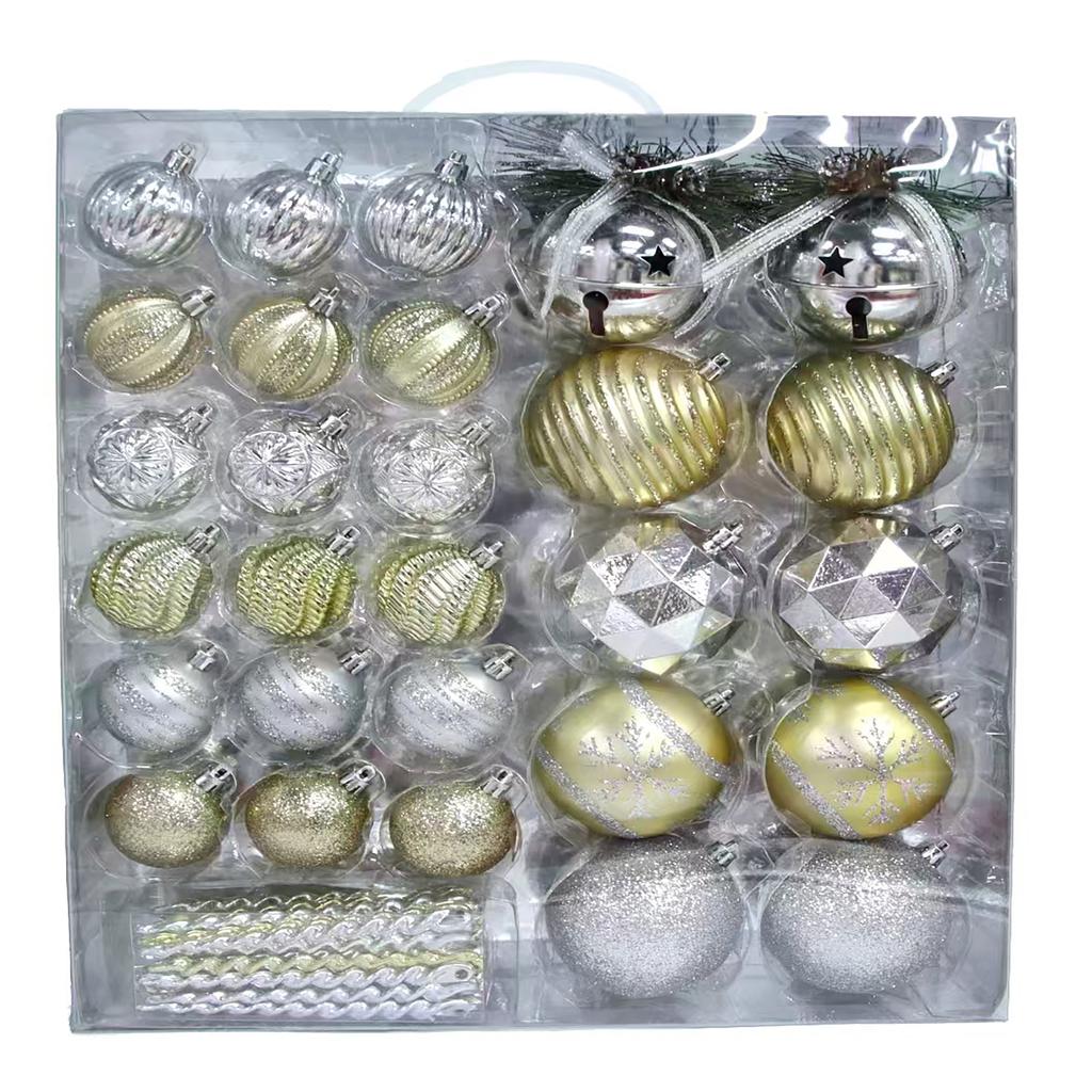 Member's Selection Christmas Decoration Set 80 Pieces