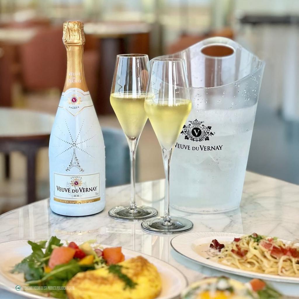 Veuve Du Vernay Ice Blanc Sparkling Wine 750 mL Sparkling Wine